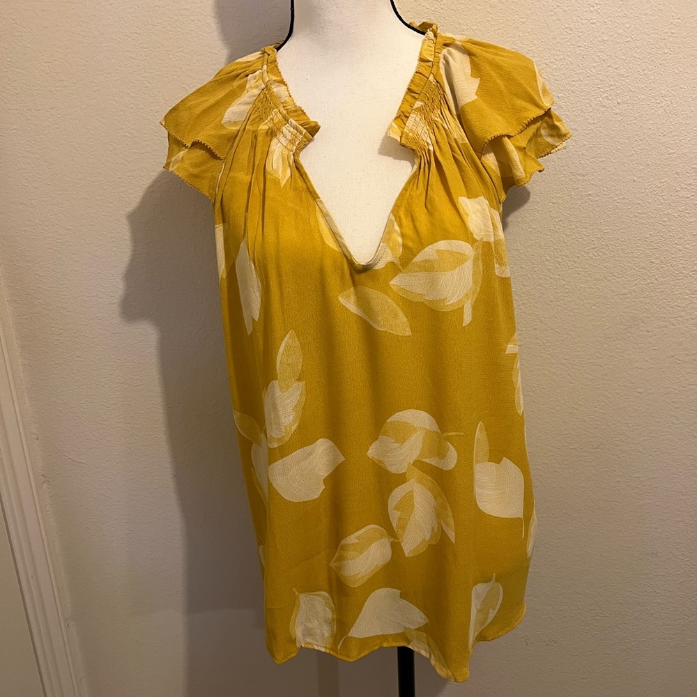 a new day size large color yellow